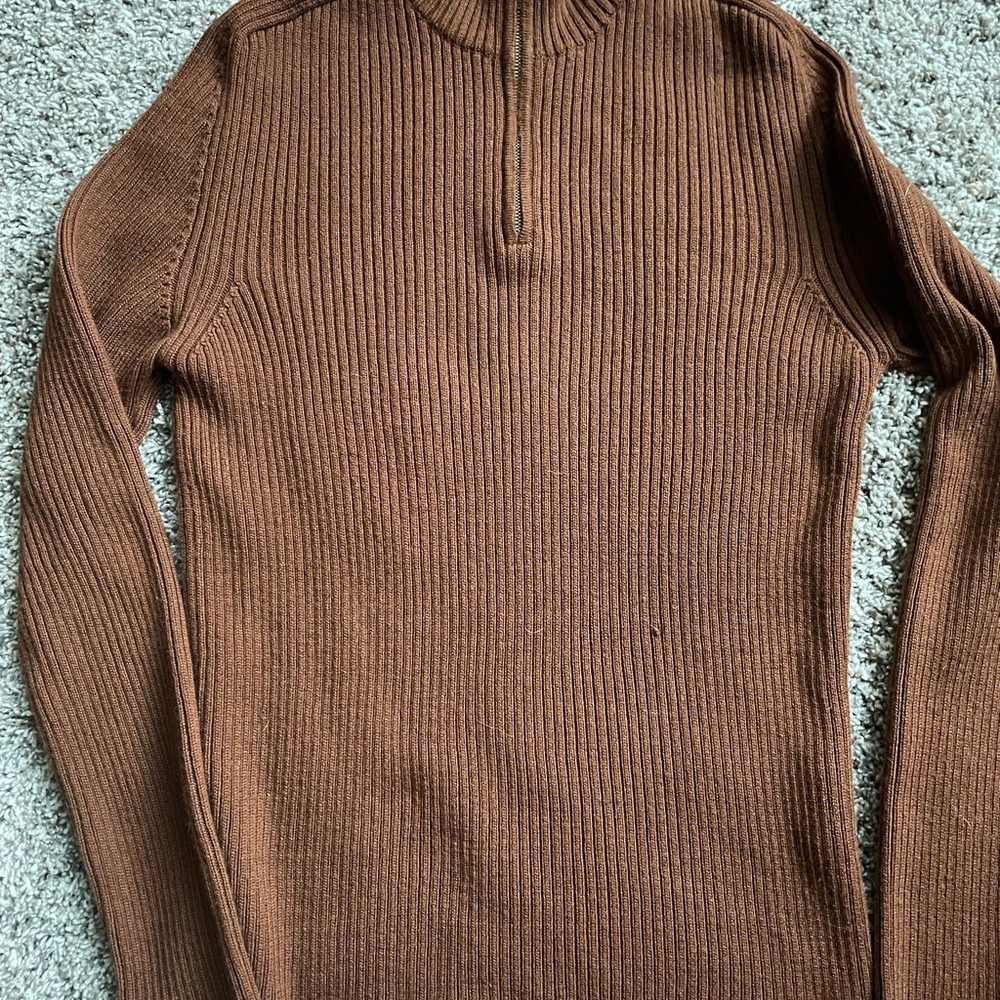 Bogner Vintage Woman’s Sweater in SZ 8/M in gently used condition - Picture 6 of 7
